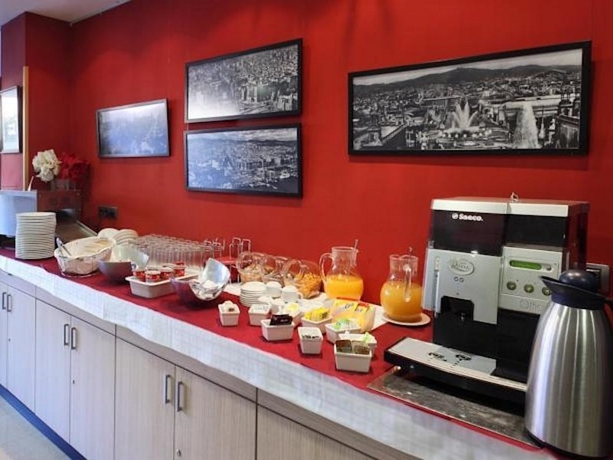 Imagen de los interiores del Apartamentos BCN Port. Foto 7