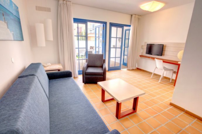 Imagen de la habitación del Apartamentos BLUESEA Bah&iacute;a Fa&ntilde;ab&eacute; & Villas. Foto 18