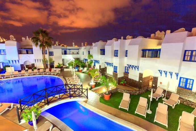 Imagen de la piscina del Apartamentos BLUESEA Bah&iacute;a Fa&ntilde;ab&eacute; & Villas. Foto 24