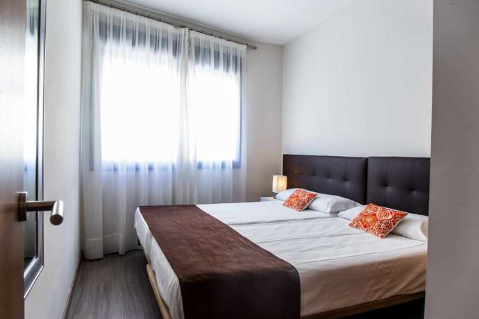 Imagen de la habitación del Apartamentos BLUESEA Dimona Suites. Foto 2