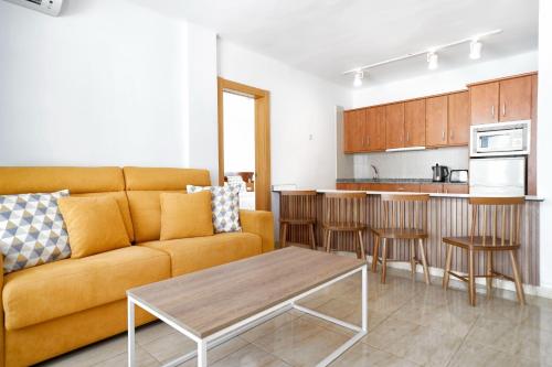 Imagen de la habitación del Apartamentos BLUESEA Playa Club. Foto 8