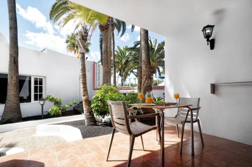 Imagen de los exteriores del Apartamentos BLUESEA Playa Club. Foto 14