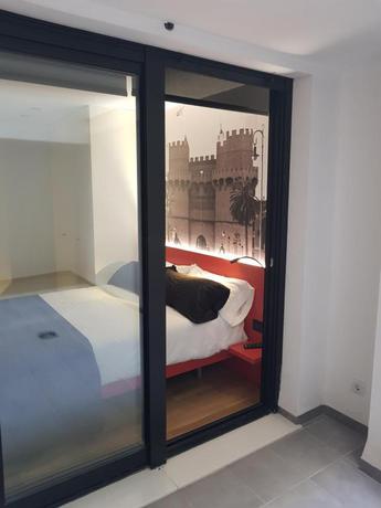 Imagen general del Apartamentos BONNIES Suites and Spa Valencia. Foto 7