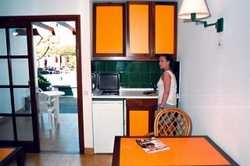 Imagen de la habitación del Apartamentos BUNGALOWS KIWI. Foto 3