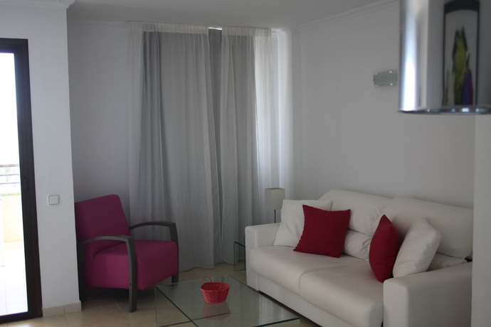 Imagen de los interiores del Apartamentos Ba Style Apartments Ibiza. Foto 15