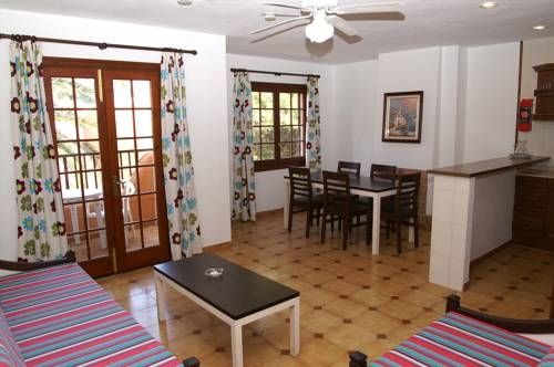 Imagen general del Apartamentos Bahia Park. Foto 6