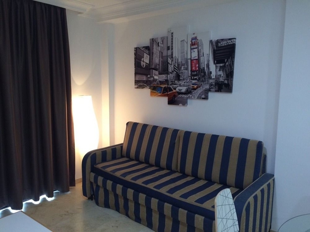 Imagen de los interiores del Apartamentos Bahia Playa. Foto 8