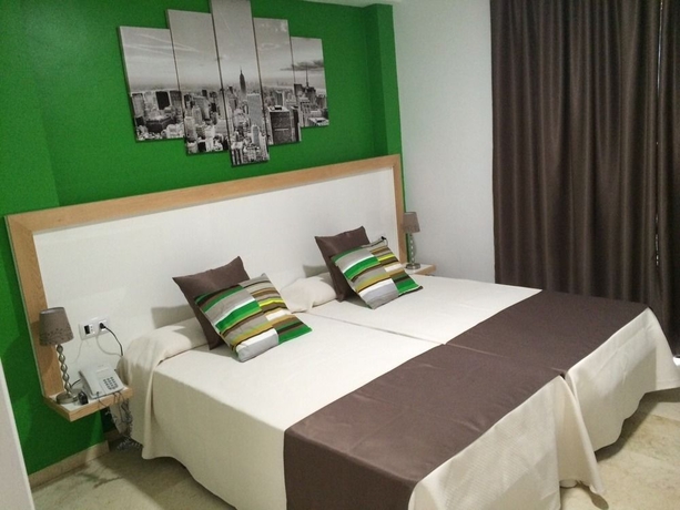 Imagen de la habitación del Apartamentos Bahia Playa. Foto 5
