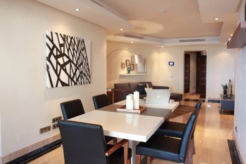 Imagen de la habitación del Apartamentos Bahía Boutique. Foto 11