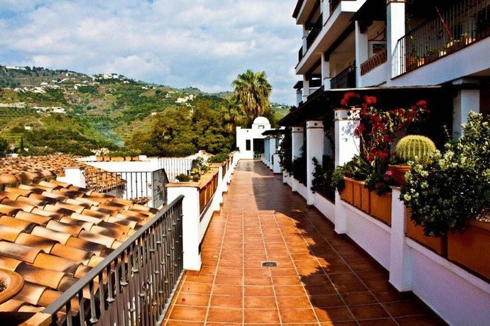 Imagen general del Apartamentos Bahía Santa Cruz. Foto 5