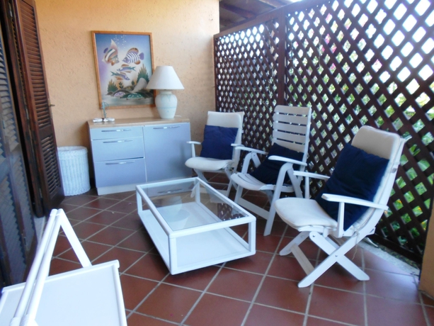 Imagen de los exteriores del Apartamentos Baia De Bahas Apartments and Resort. Foto 12