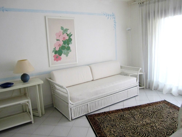 Imagen de los interiores del Apartamentos Baia De Bahas Apartments and Resort. Foto 13