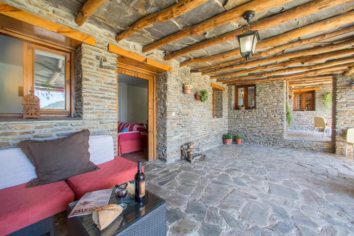 Imagen de la habitación del Apartamentos Balcón Del Cielo, La Alpujarra. Foto 4