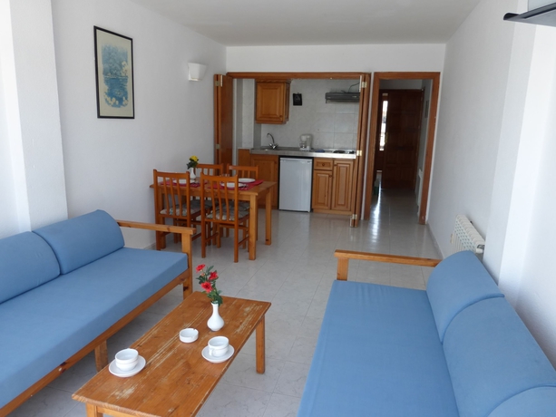 Imagen de la habitación del Apartamentos Balear Beach. Foto 11