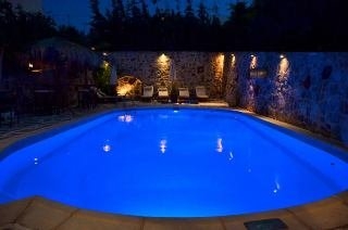 Imagen de la piscina del Apartamentos Balsamico Traditional Suites. Foto 6