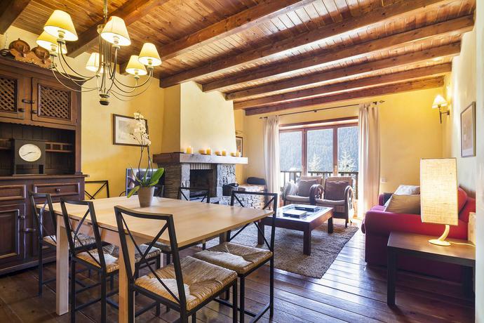 Imagen de la habitación del Apartamentos Baqueira Cota 1700. Foto 6