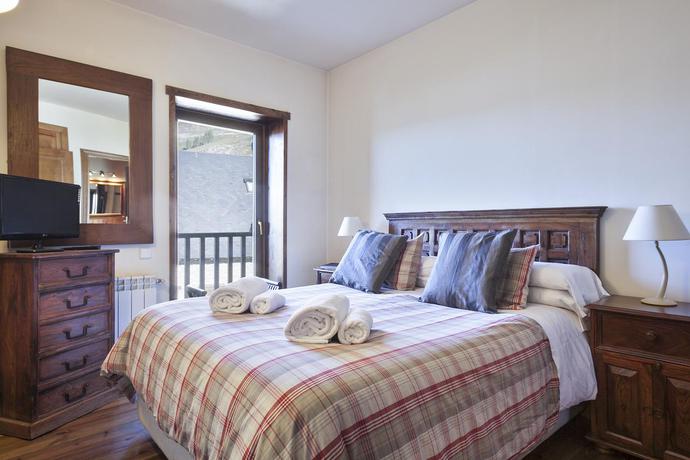 Imagen de la habitación del Apartamentos Baqueira Cota 1700. Foto 7
