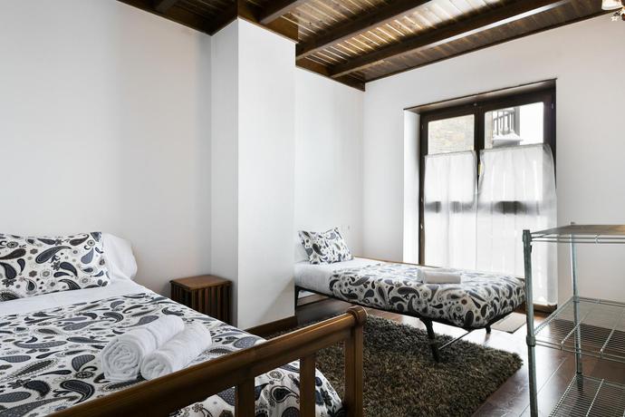 Imagen de la habitación del Apartamentos Baqueira Cota 1700. Foto 8