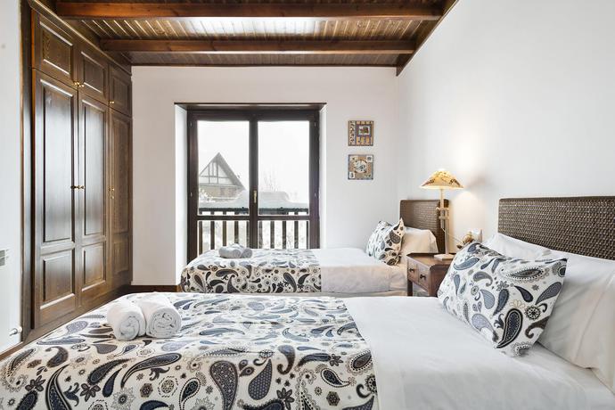 Imagen de la habitación del Apartamentos Baqueira Cota 1700. Foto 10