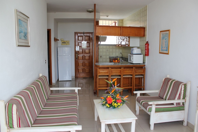 Imagen de los interiores del Apartamentos Barbados. Foto 7