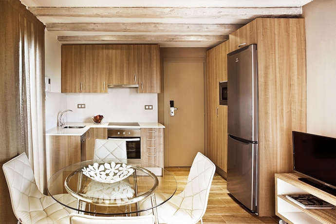 Imagen de la habitación del Apartamentos Barcelona Mila. Foto 12