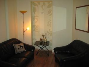 Imagen de los interiores del Apartamentos Barona. Foto 4