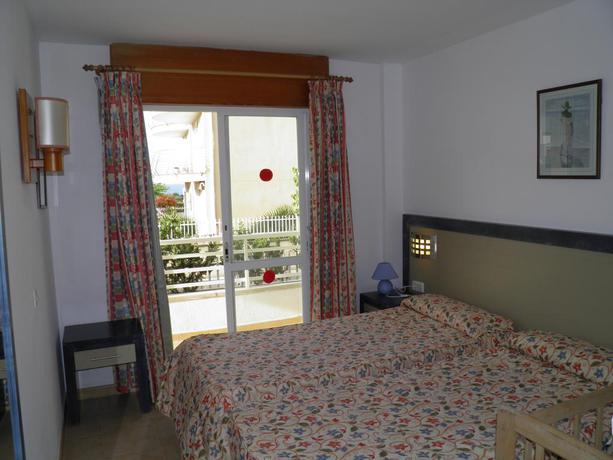 Imagen general del Apartamentos Baulomar. Foto 13