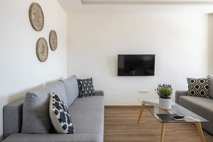 Imagen de la habitación del Apartamentos Be Mate M&aacute;laga Playa. Foto 16