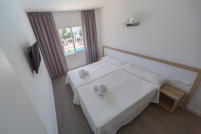 Imagen de la habitación del Apartamentos Beach Star Ibiza Affiliated by Senator. Foto 8