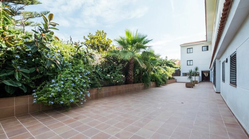 Imagen de los exteriores del Apartamentos Beatrix 2000 - Caliu Apartments. Foto 18