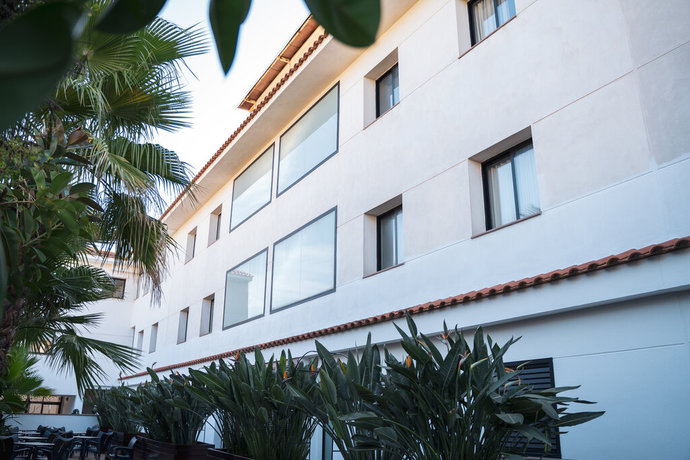 Imagen de los exteriores del Apartamentos Beatrix 2000 - Caliu Apartments. Foto 19