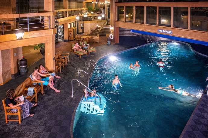 Imagen de la piscina del Apartamentos Beaver Run Resort and Conference Center. Foto 16