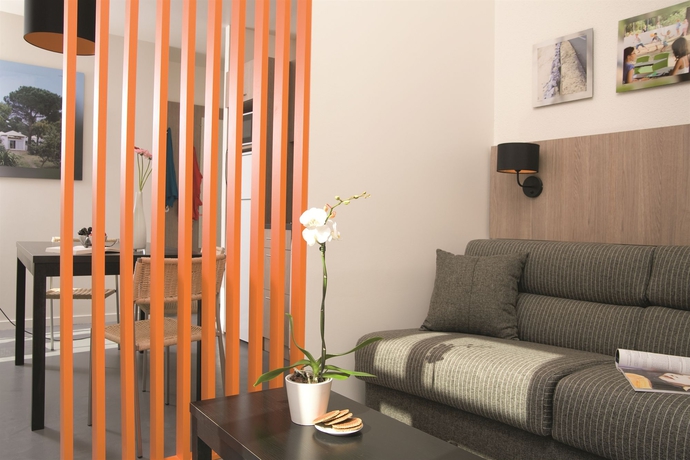 Imagen de los interiores del Apartamentos Belambra Le Castel Sainte-anne. Foto 8