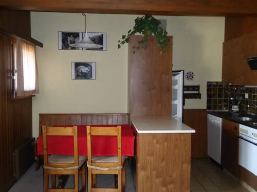 Imagen de la habitación del Apartamentos Belcombes. Foto 8