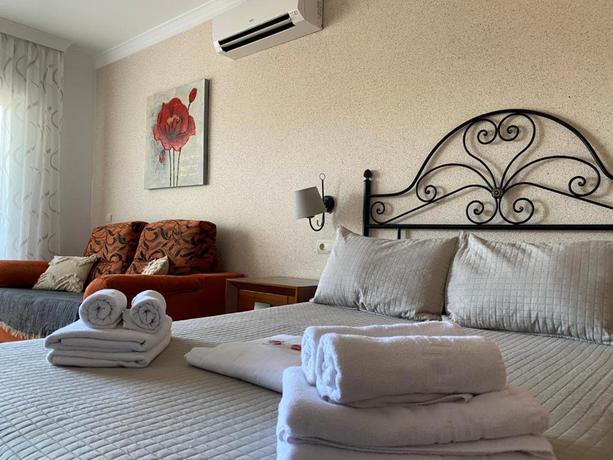 Imagen de la habitación del Apartamentos Benal Beach Group. Foto 3