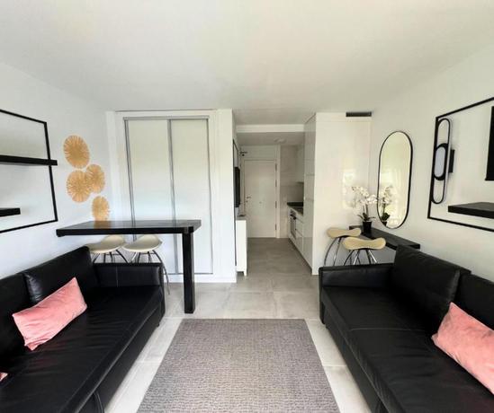 Imagen de la habitación del Apartamentos Benal Beach Group. Foto 8