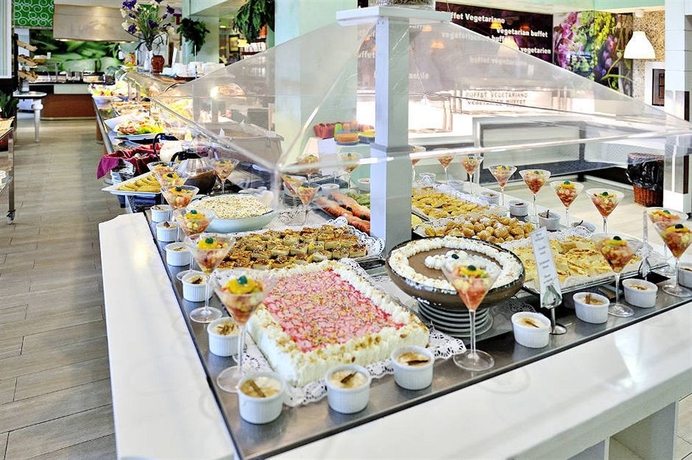 Imagen del bar/restaurante del Apartamentos Benalmádena Palace - Hotel Spa and Apartments. Foto 2