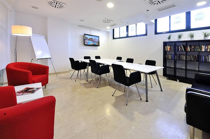 Imagen de los interiores del Apartamentos Benalmádena Palace - Hotel Spa and Apartments. Foto 8