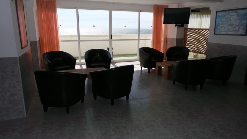 Imagen de los interiores del Apartamentos Beni-beach. Foto 19