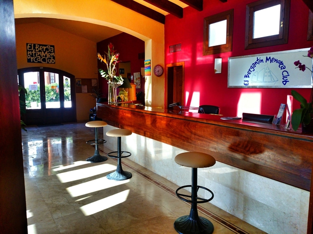 Imagen general del Apartamentos Bergantin Menorca Club. Foto 2