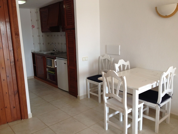 Imagen de la habitación del Apartamentos Bergantin Menorca Club. Foto 10
