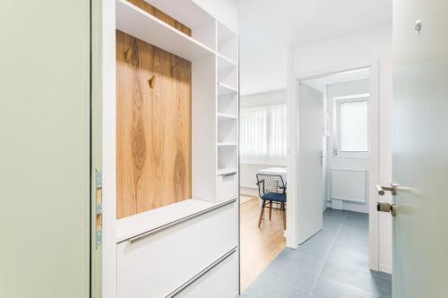 Imagen de la habitación del Apartamentos Berne 2 by Homenhancement - Self Check In. Foto 18