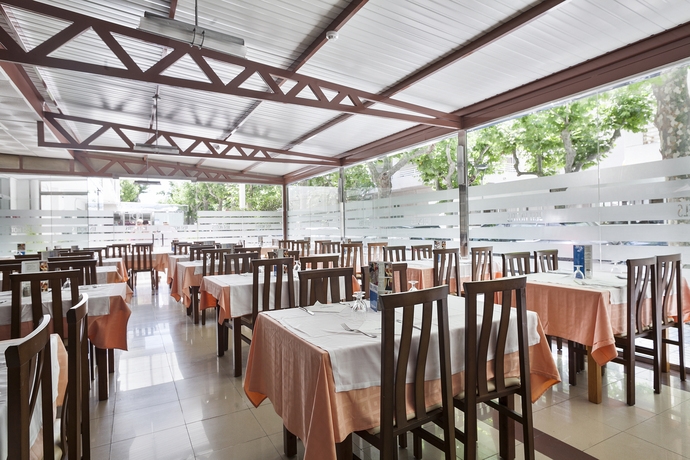 Imagen del bar/restaurante del Apartamentos Best Michelangelo. Foto 3