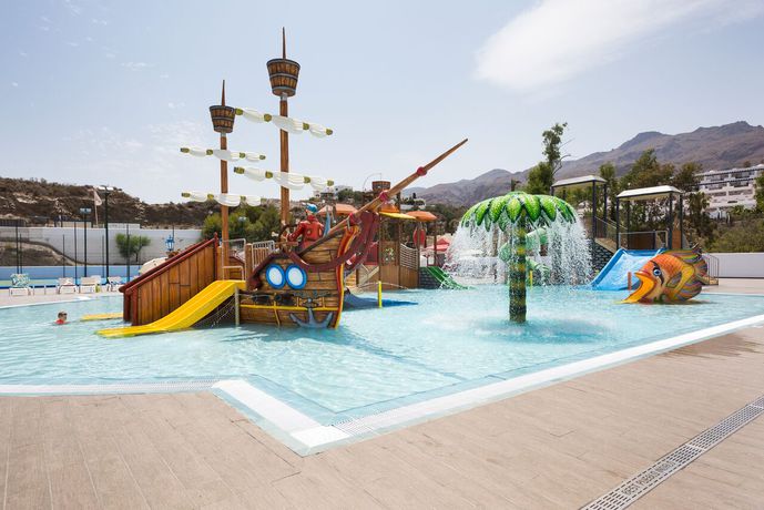 Imagen de la piscina del Apartamentos Best Pueblo Indalo. Foto 45