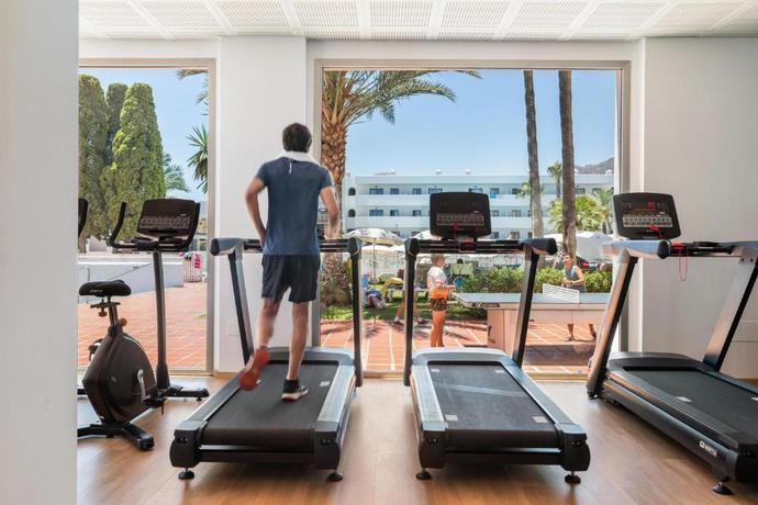 Imagen de los interiores del Apartamentos Best Pueblo Indalo. Foto 33