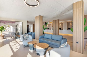 Imagen de los interiores del Apartamentos Best Pueblo Indalo. Foto 40