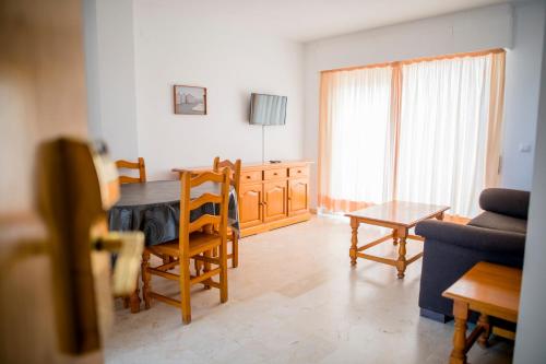 Imagen general del Apartamentos Biarritz, Gandía. Foto 4