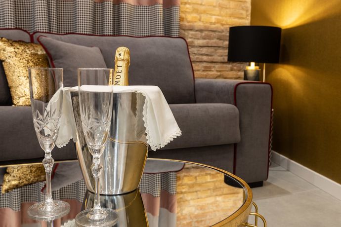 Imagen de la habitación del Apartamentos Bibo Suites Plaza Nueva. Foto 5