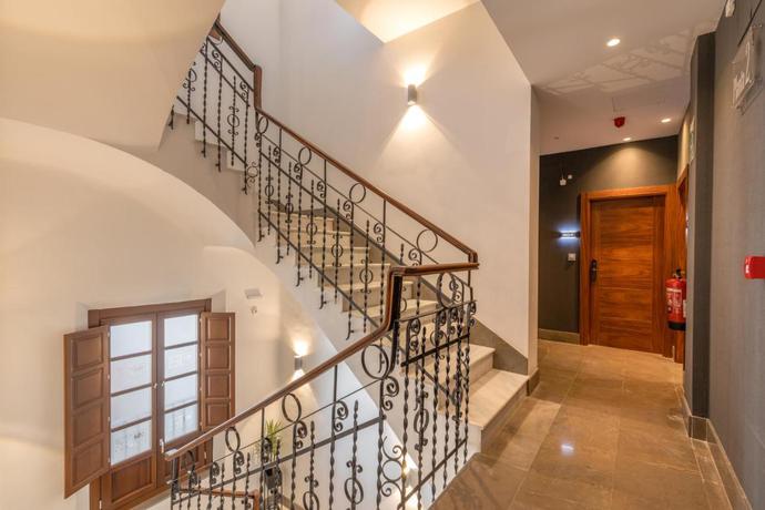 Imagen de los interiores del Apartamentos Bibo Suites San Agustin. Foto 11