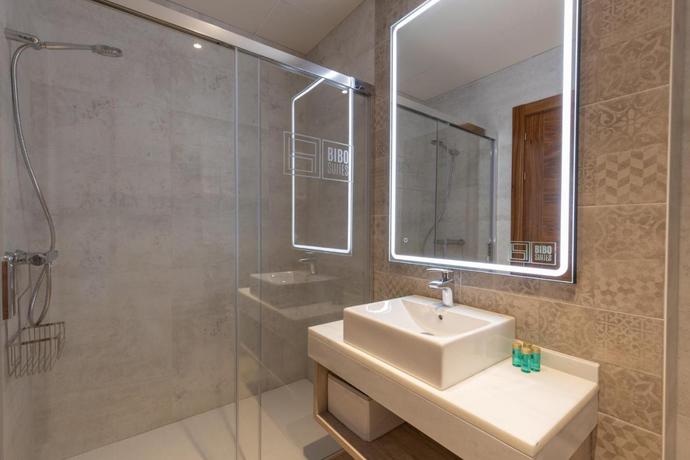 Imagen de la habitación del Apartamentos Bibo Suites San Agustin. Foto 5
